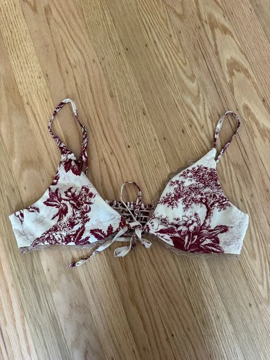 Three Piece Lounge Set - Picture 2 of 7